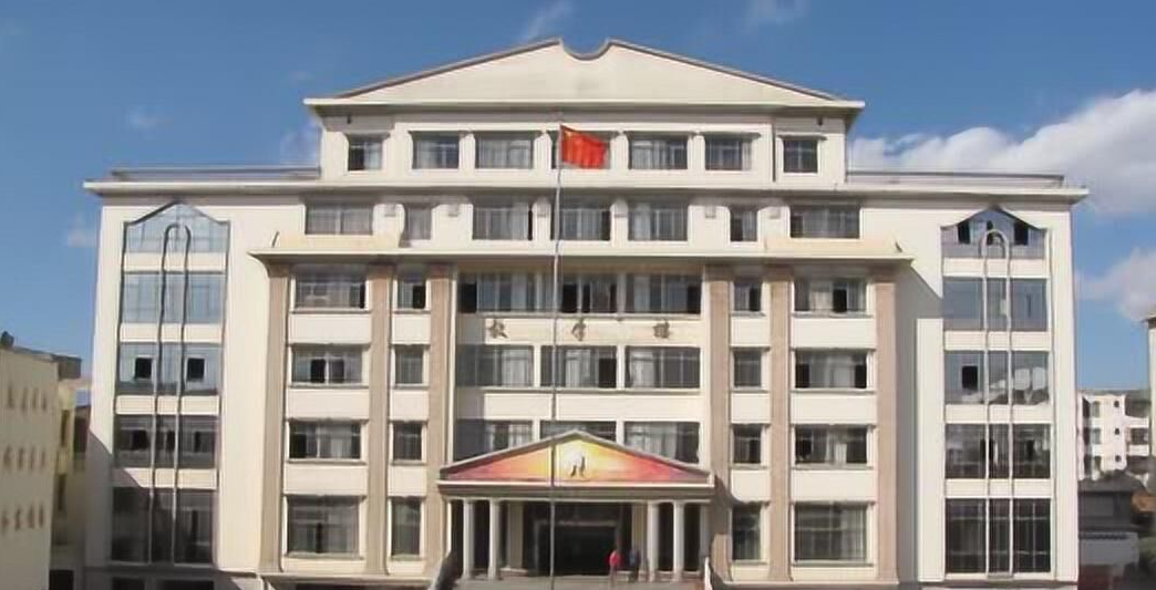 曲靖市沾益区职业技术学校欢迎您!