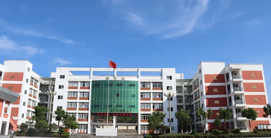 2024年罗平县职业技术学校学费贵吗?