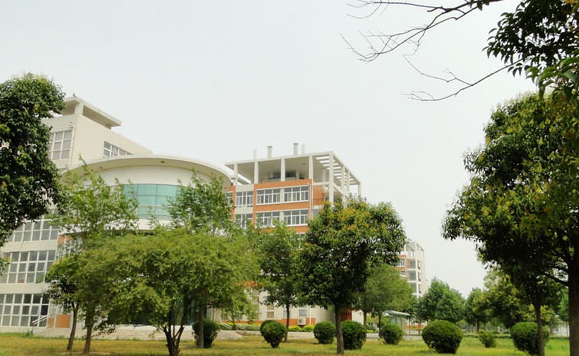曲靖市会泽县职业技术学校怎么样好不好?
