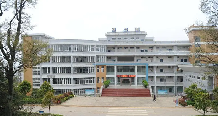 宣威市卫生学校在曲靖算不算热门院校呢?