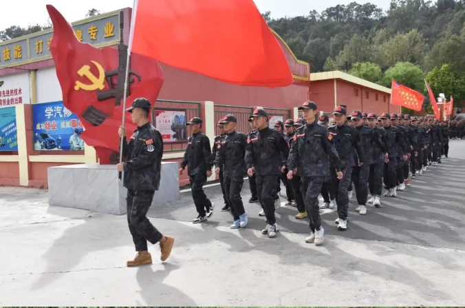 昆明法务应急管理职业技术学校学校环境|住宿条件|占地面积|照片图片