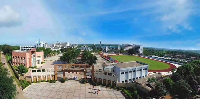 曲靖工商职业技术学校欢迎您|官网|招生网
