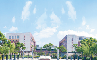 昆明市卫生学校校园环境好不好？