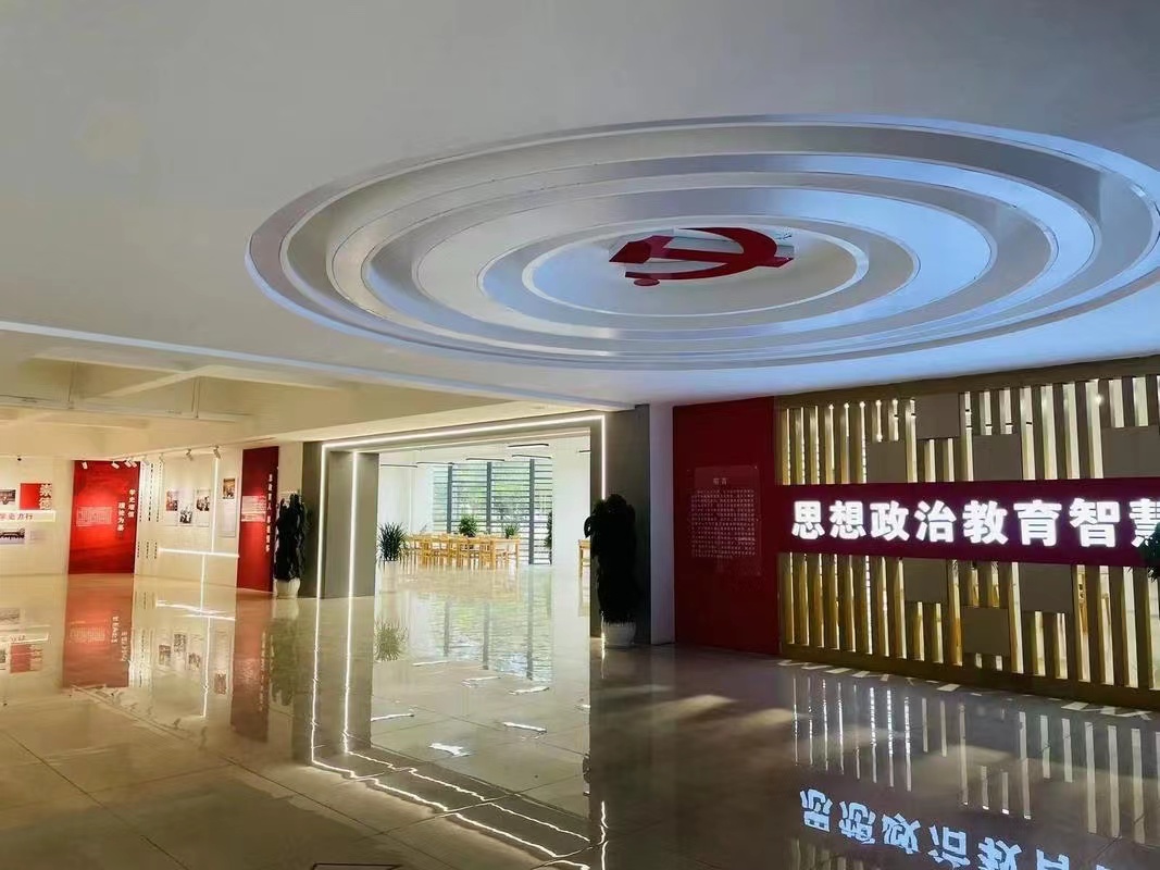 2024年曲靖财经学校五年制大专特色专业有哪些？