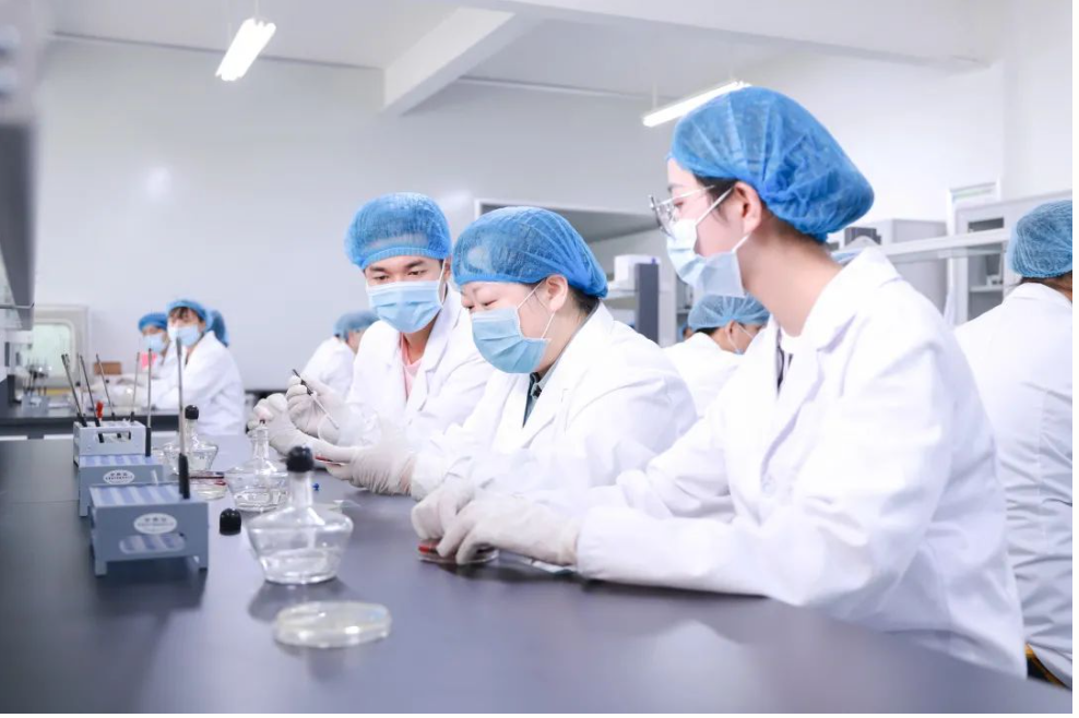 云南医药健康职业学院 2025 报名指南｜医学梦的准入门槛，这 5 类条件必须清楚