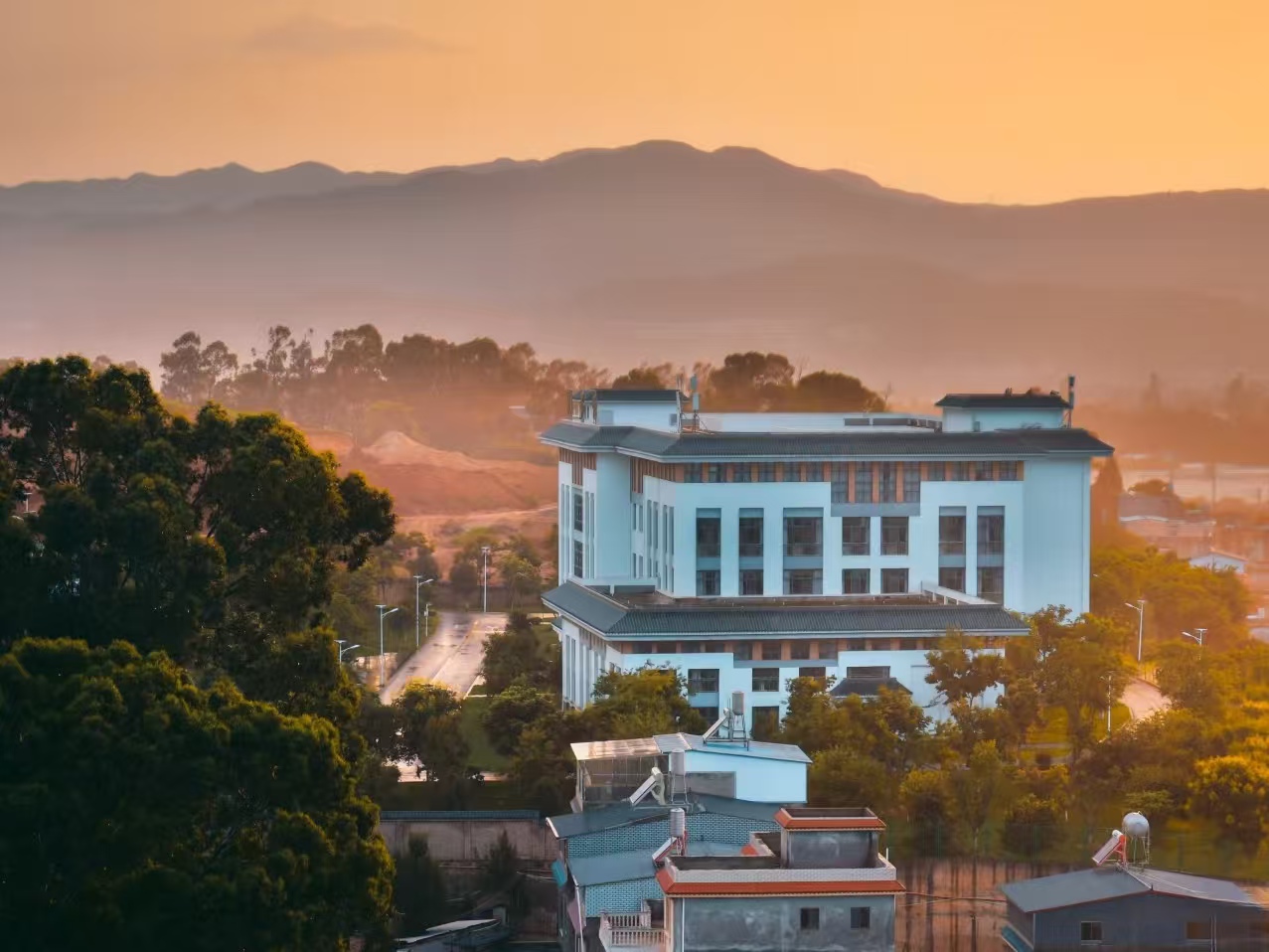 昆明卫生职业学院三年制中专&mdash;&mdash;三年筑基启医途，匠心育人绽芳华