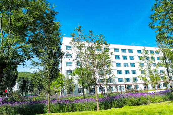 宜居宜学，筑梦青春&mdash;&mdash;云南三鑫职业技术学院校园环境与住宿条件全览