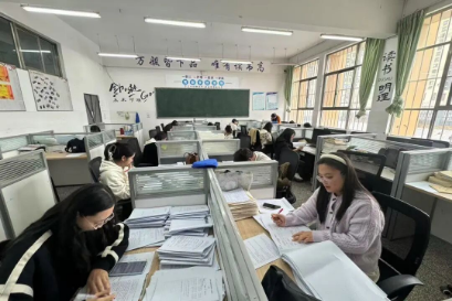 技能筑基强本领，升学就业双路径&mdash;&mdash;曲靖应用技术学校三年制中专