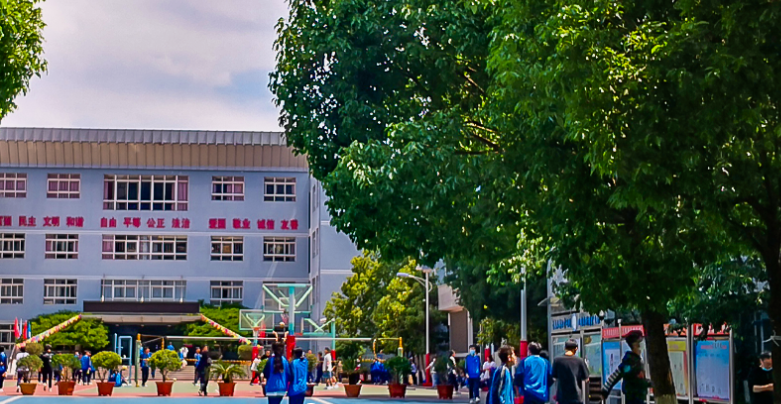 昆明市第一职业中等专业学校三年制中专热门专业|专业简介|好就业吗