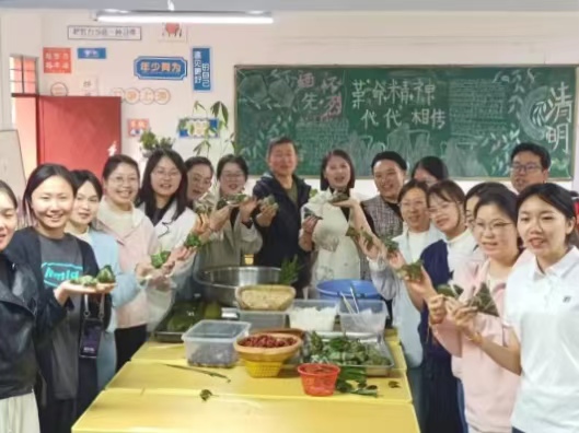 金榜题名传捷报：2026年昆明辅仁职教高考学校高考成绩/高考喜报