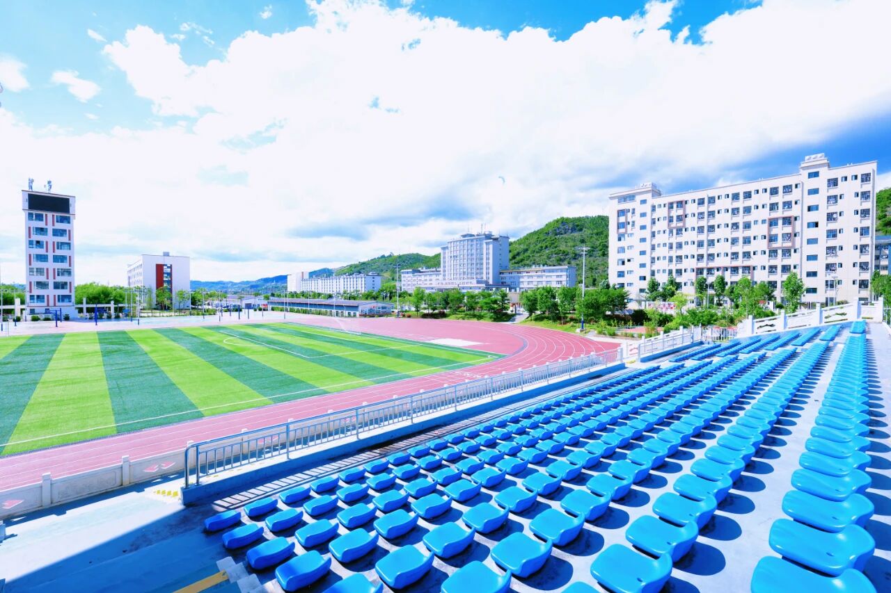 云南三鑫职业技术学院2026学校管理|管理模式全面解读