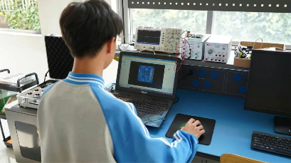 1778296694946156.png 信息-计算机1.png