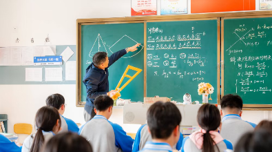 1778307179716754.png 上课2.png